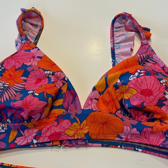CUPSHE Bikini 2 Piece Swimsuit High Waisted Bottom Floral Print Ruffle V Neck L - Picture 7 of 12